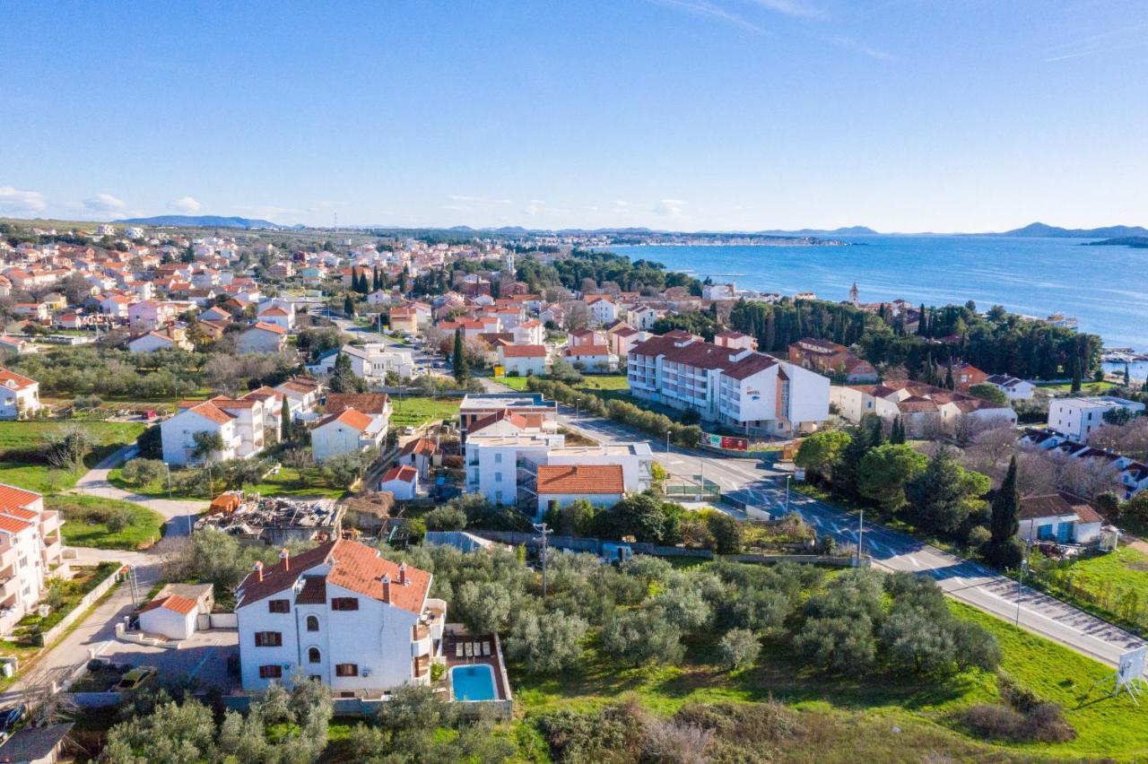 Villa Slavica Sveti Filip i Jakov Exterior foto